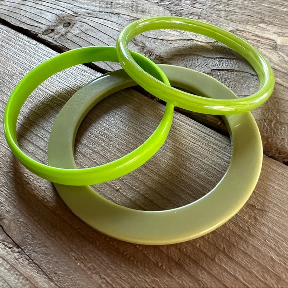 SET OF 3 Vintage Lime green Bangle Bracelets - Picture 4 of 11